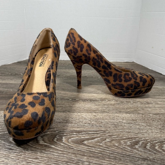 Kenneth Cole Reaction Shoes Women sz8.5M Cheetah Print Fur Leather Sole Y2K Boho - Picture 1 of 6